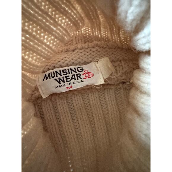 Vintage Munsing Wear Turtleneck Sweater Cream Retro Classic Grandpa Made in USA - Picture 2 of 7